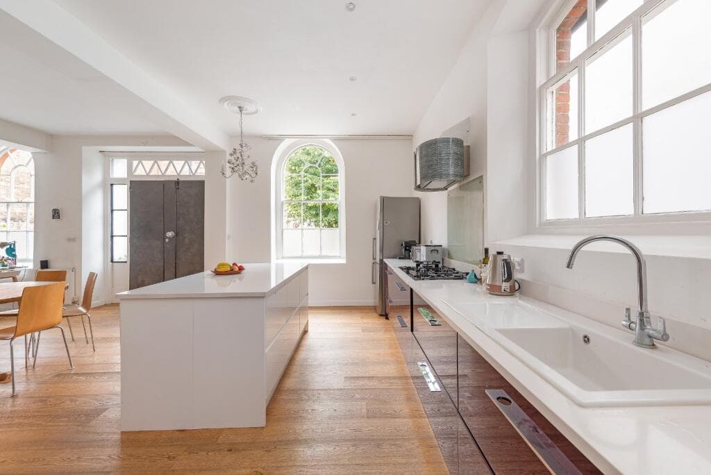 5 bedroom detached house for sale in Bury St Edmunds, Suffolk, IP33