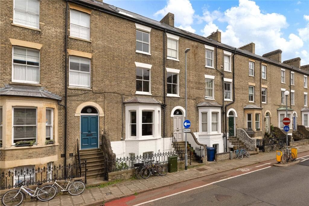 5 bedroom terraced house for sale in Bateman Street, Cambridge, Cambridgeshire, CB2