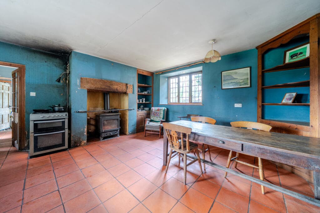 4 bedroom detached house for sale in Westleigh, Tiverton, Devon, EX16