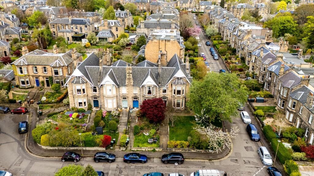 5 bedroom end of terrace house for sale in Ventnor Terrace, Edinburgh, EH9