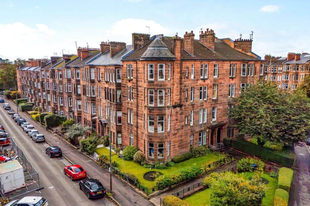 2 bedroom apartment for sale in Novar Drive, Hyndland, Glasgow, G12