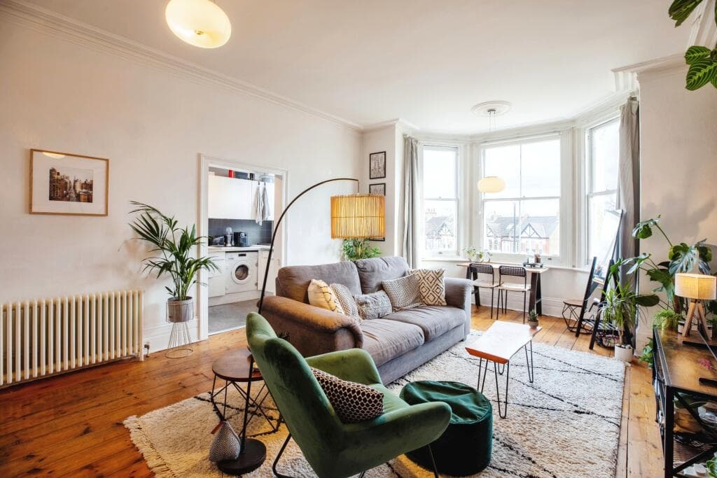 1 bedroom flat for sale in Lancaster Avenue, London, SE27