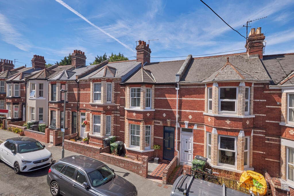 3 bedroom terraced house for sale in Priory Road, Exeter, EX4