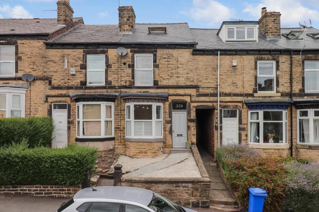 3 bedroom terraced house for sale in School Road, Crookes, Sheffield, S10