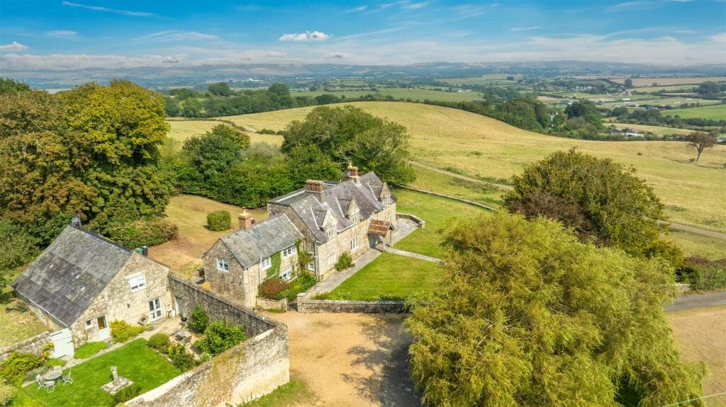 5 bedroom farm house for sale in Appuldurcombe Farmhouse, PO38