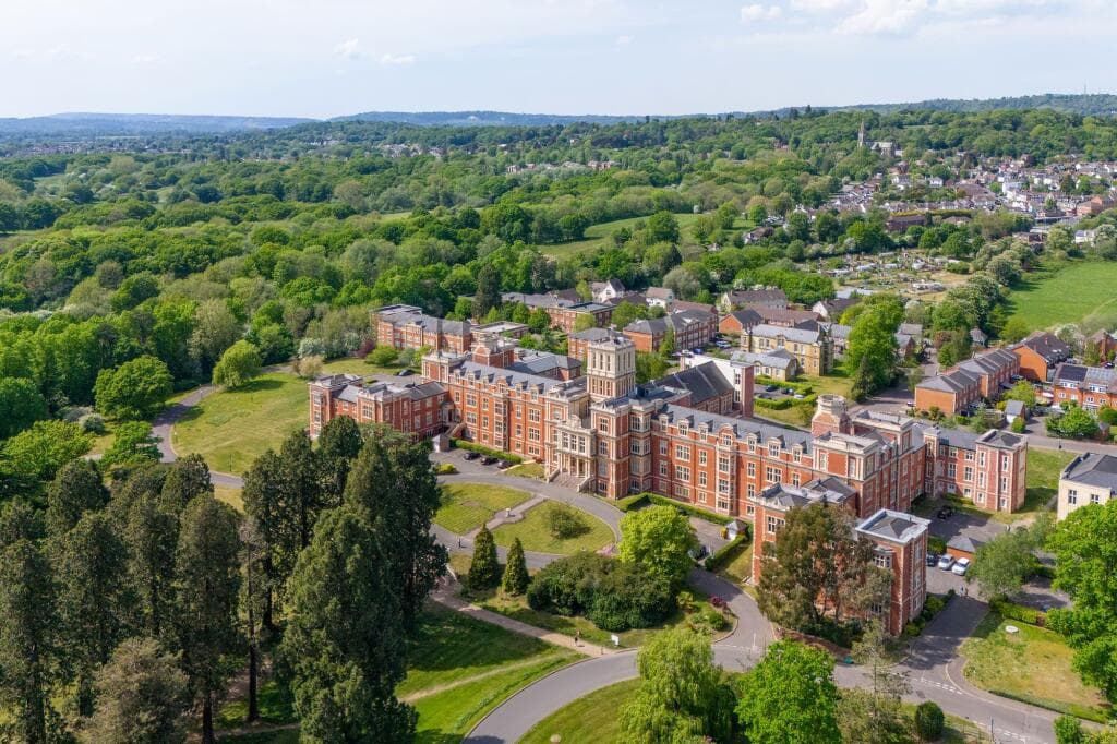 3 bedroom apartment for sale in Royal Earlswood Park, Victoria Court Royal Earlswood Park, RH1