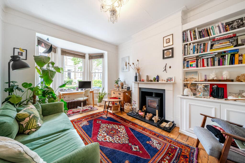 3 bedroom apartment for sale in Talfourd Road, London, SE15