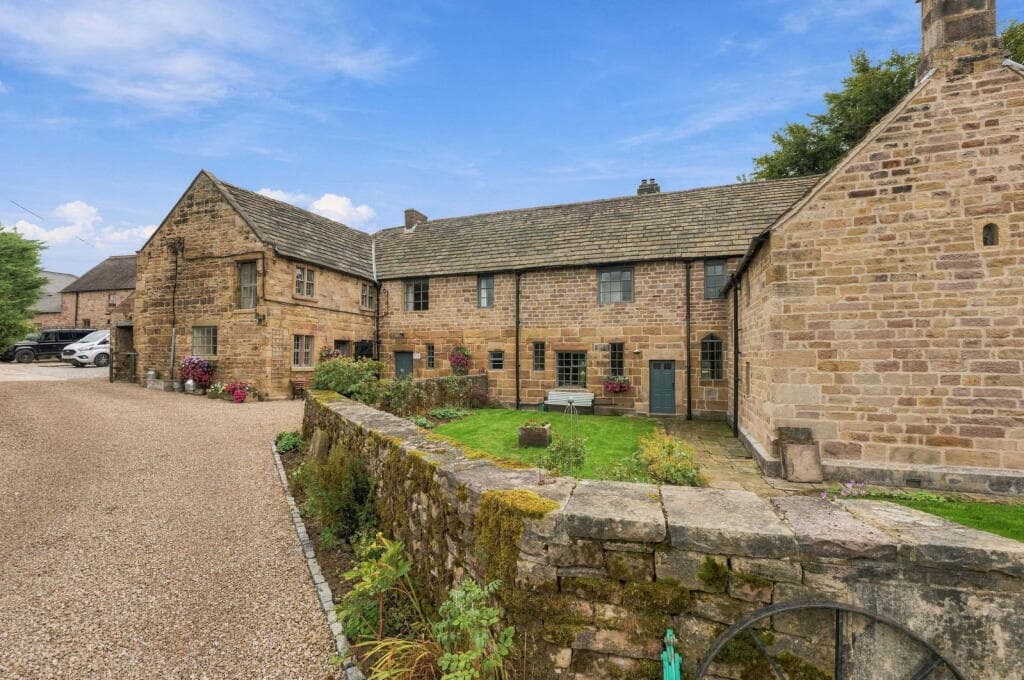 6 bedroom detached house for sale in Dethick, Matlock. Derbyshire, DE4