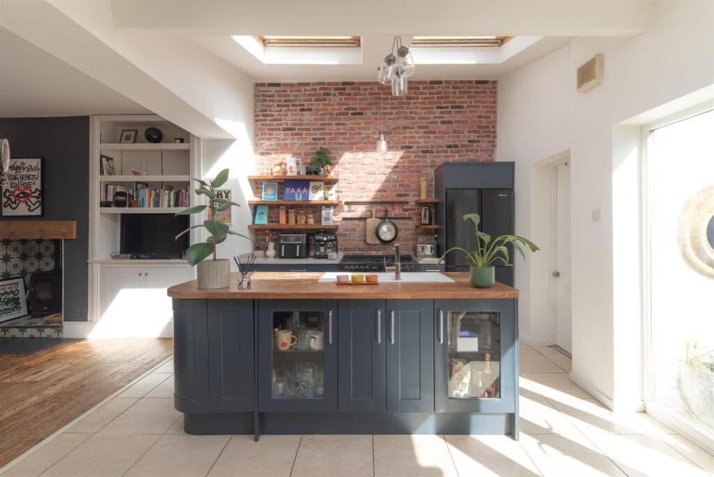 2 bedroom terraced house for sale in Cheviot View, Benton, Newcastle Upon Tyne, NE12