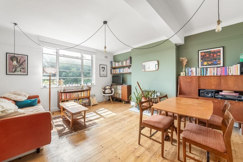 2 bedroom apartment for sale in London Road, Forest Hill, London, SE23