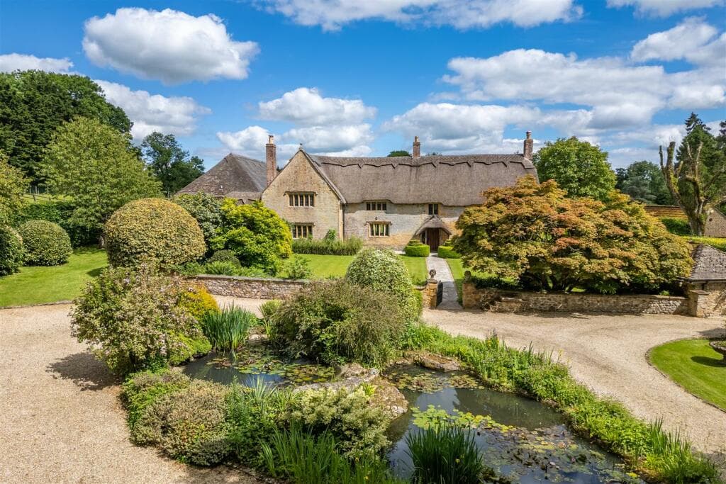 7 bedroom detached house for sale in Old Sandpits House near Broadwindsor, Beaminster, DT8