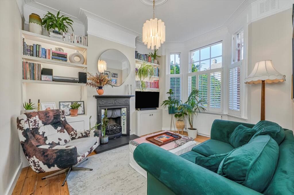 1 bedroom flat for sale in Copleston Road, Peckham Rye, SE15