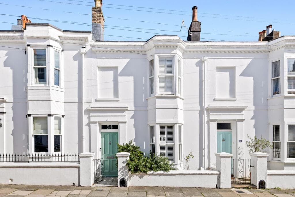 3 bedroom terraced house for sale in Clifton Street, Brighton, BN1