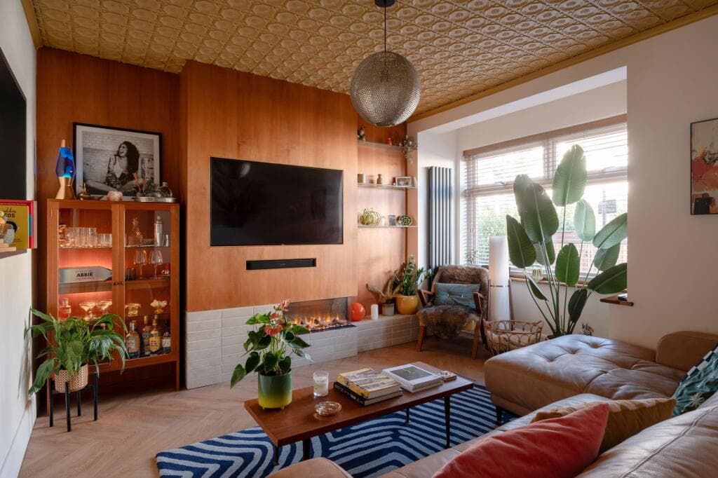 4 bedroom end of terrace house for sale in Cavendish Drive, Leytonstone, London, E11
