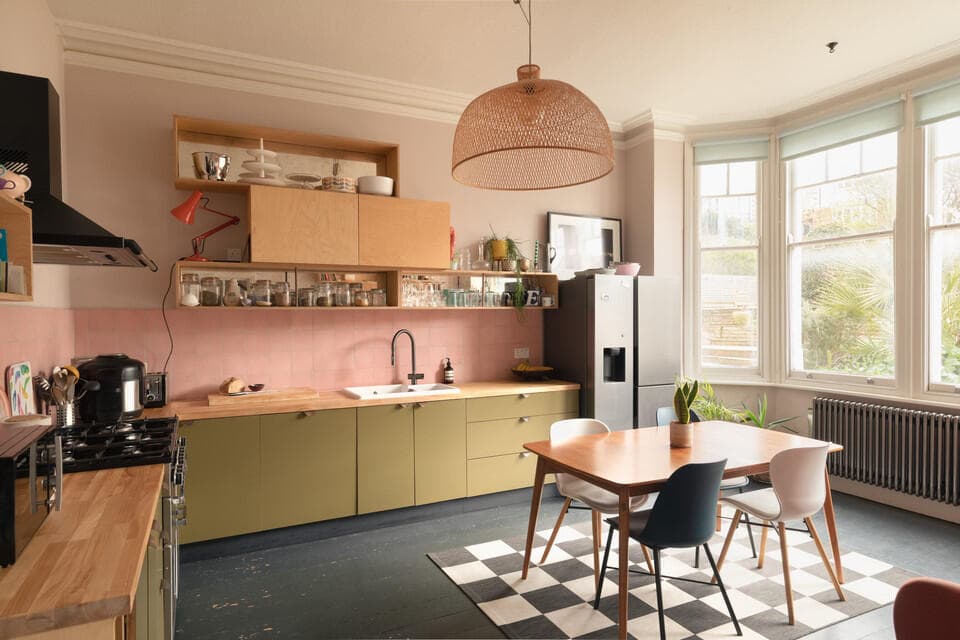 4 bedroom maisonette for sale in Mount Adon Park, East Dulwich, SE22