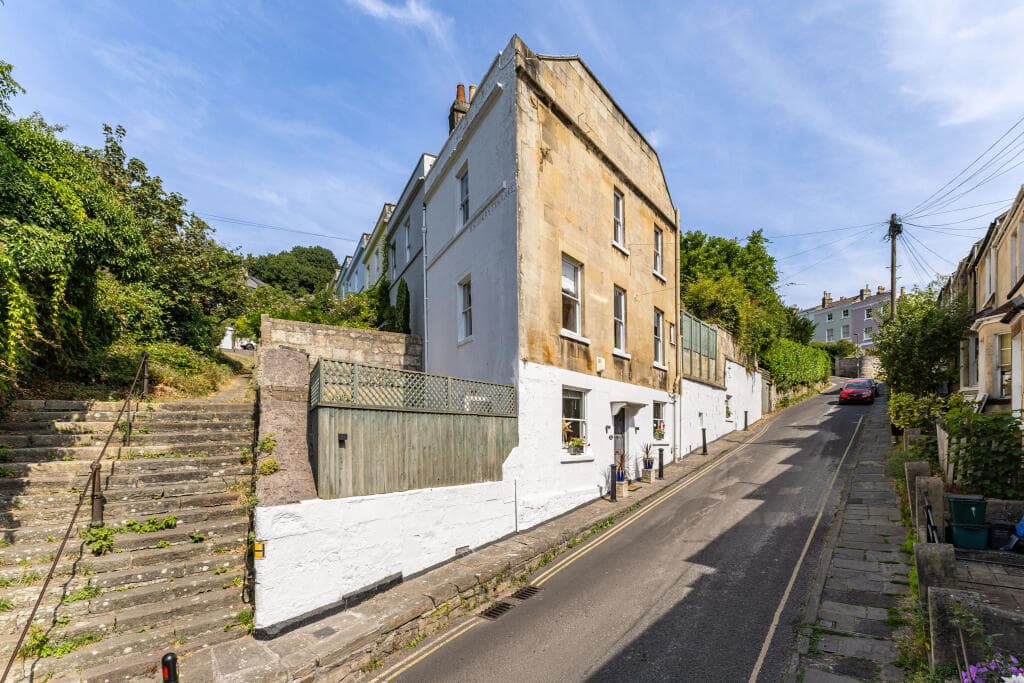 3 bedroom end of terrace house for sale in Highbury Terrace, Bath, BA1