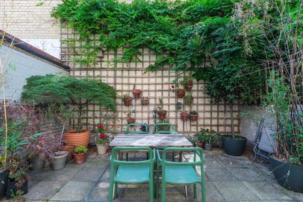 2 bedroom terraced house for sale in Prebend Street,
Islington, N1