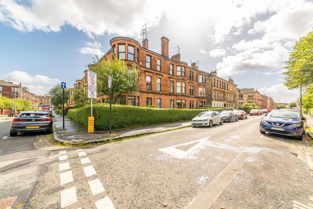 3 bedroom apartment for sale in Havelock Street, Dowanhill, Glasgow, G11