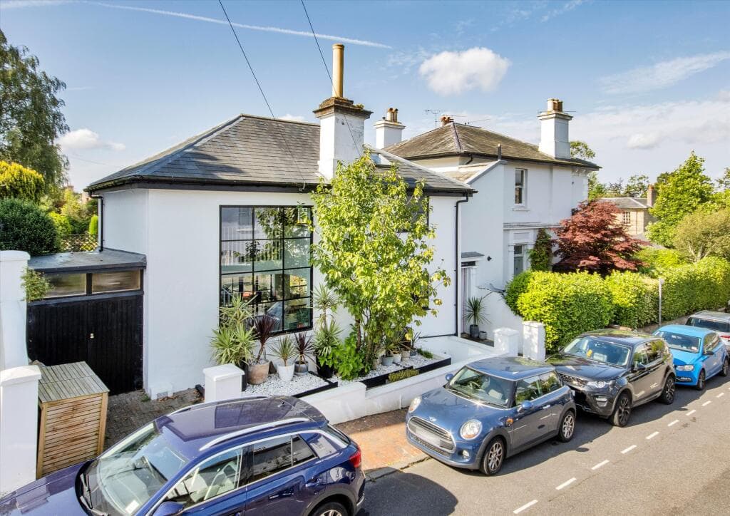 3 bedroom terraced house for sale in Cambridge Street, Tunbridge Wells, Kent, TN2