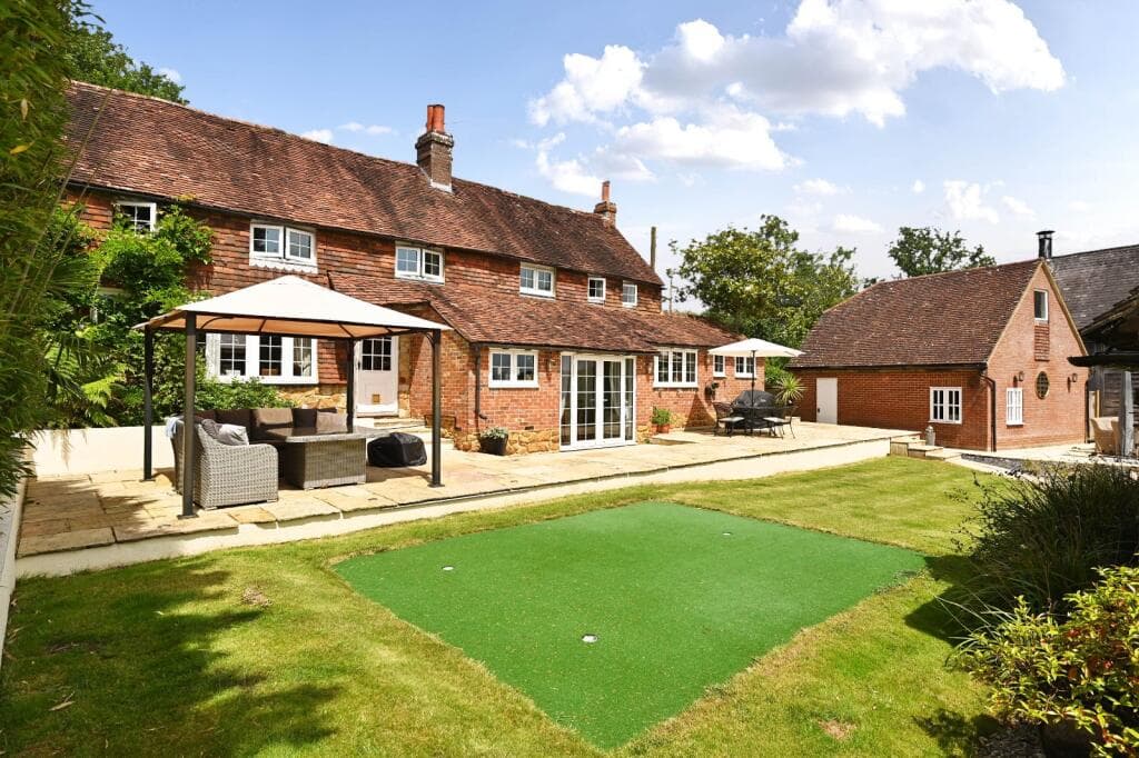 4 bedroom detached house for sale in School Lane, Nutley, Uckfield, East Sussex, TN22