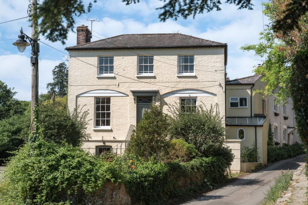 3 bedroom semi-detached house for sale in Market Hill, Whitchurch, Buckinghamshire HP22